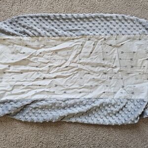 Gray and White Arrow Pattened Wipeable Changing Pad Cover